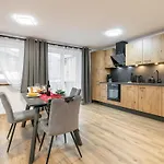 Tennerhof 1 Und 2 *